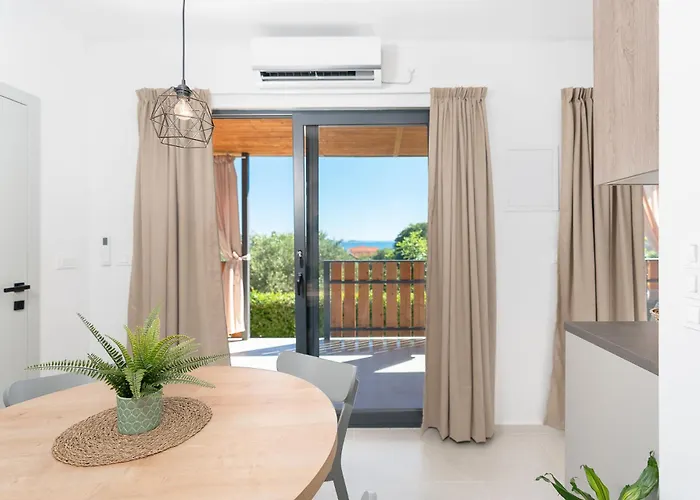 Mobile Flora 2 Апартаменты