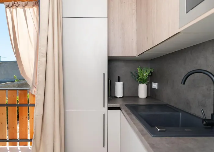 Mobile Flora 2 דירה